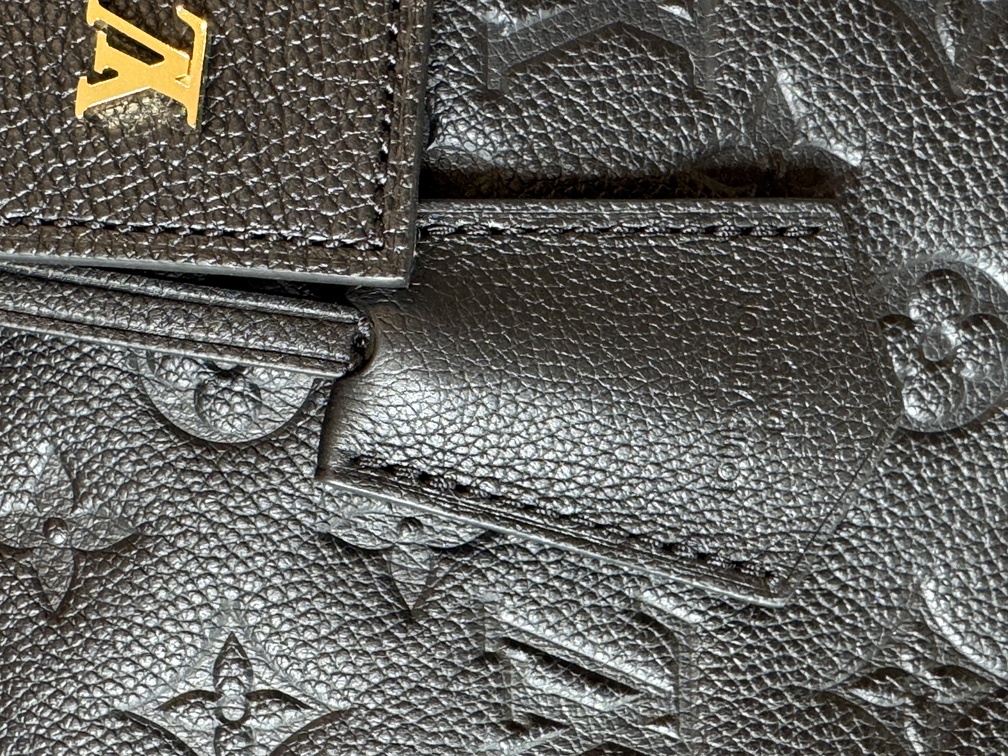Montaigne GM Empreinte schwarz