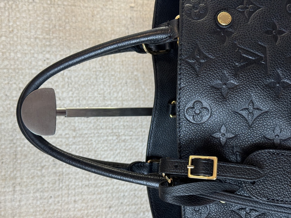 Montaigne GM Empreinte schwarz