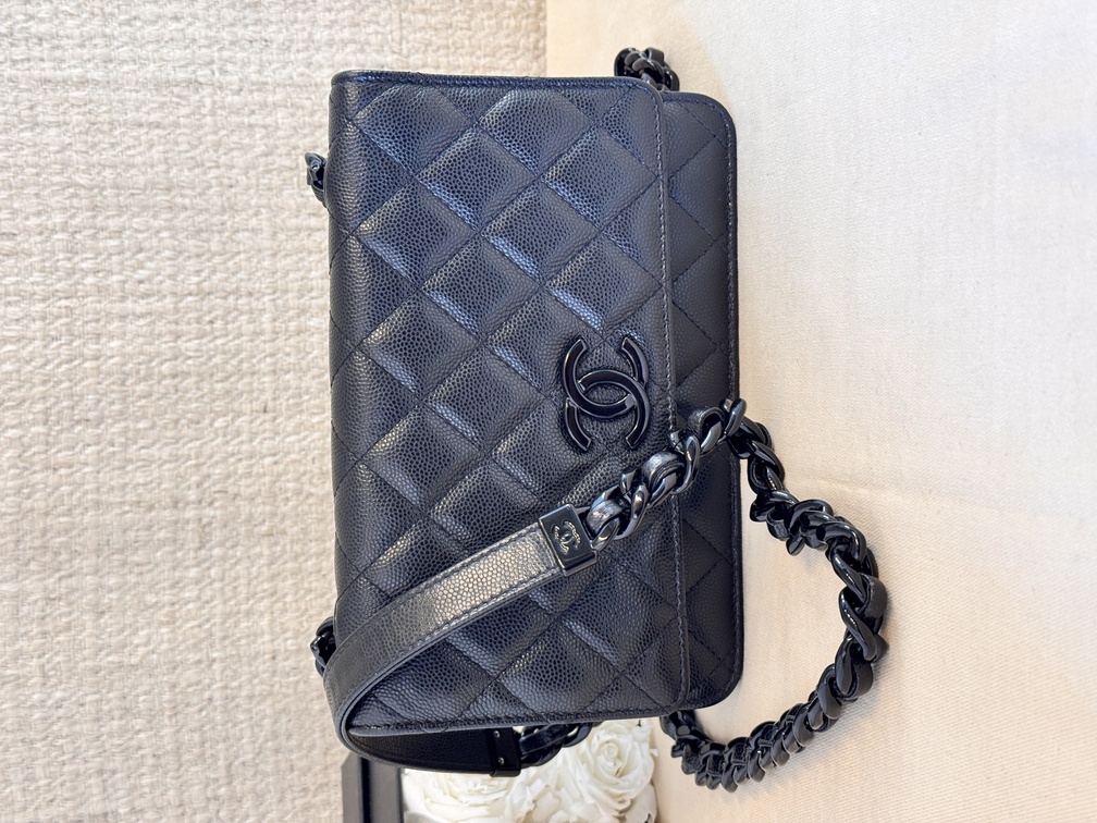 CHANEL Wallet on chain SO BLACK