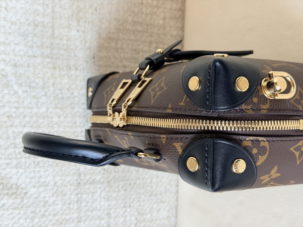 Petite Malle Souple Monogram