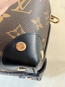 Petite Malle Souple Monogram