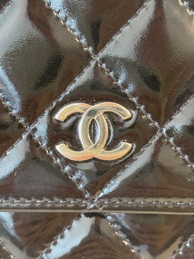 CHANEL Wallet on chain Lackleder schwarz