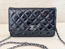 CHANEL Wallet on chain Lackleder schwarz
