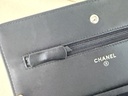 CHANEL Wallet on chain Lackleder schwarz