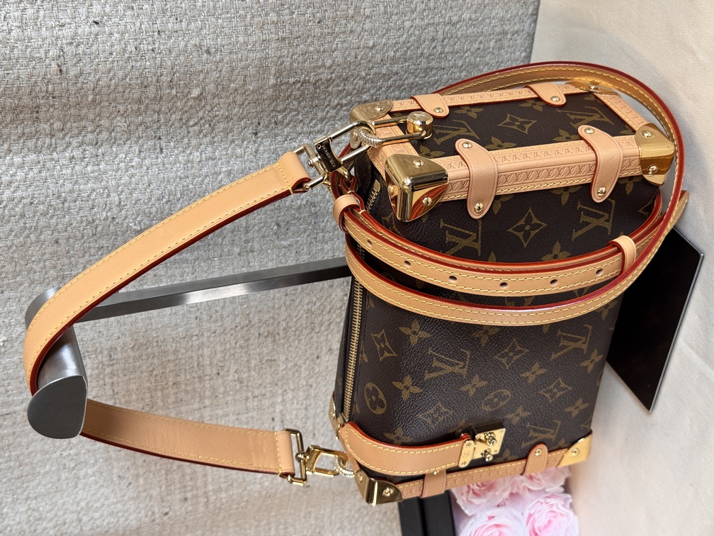 Side Trunk MM Monogram