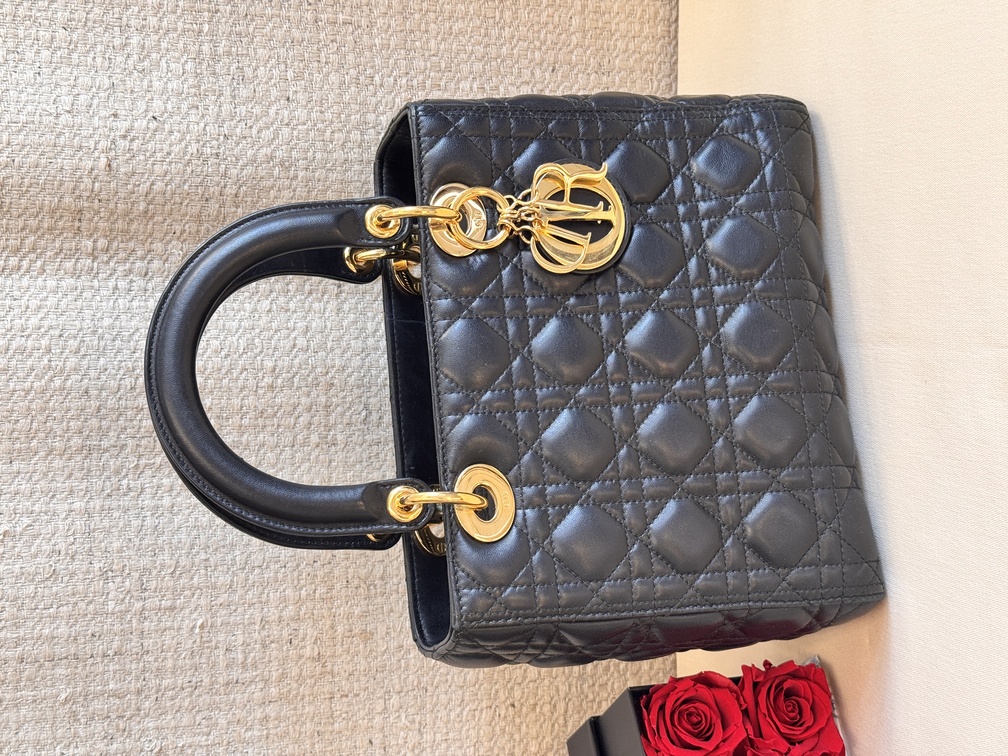 DIOR Lady Medium Cannage