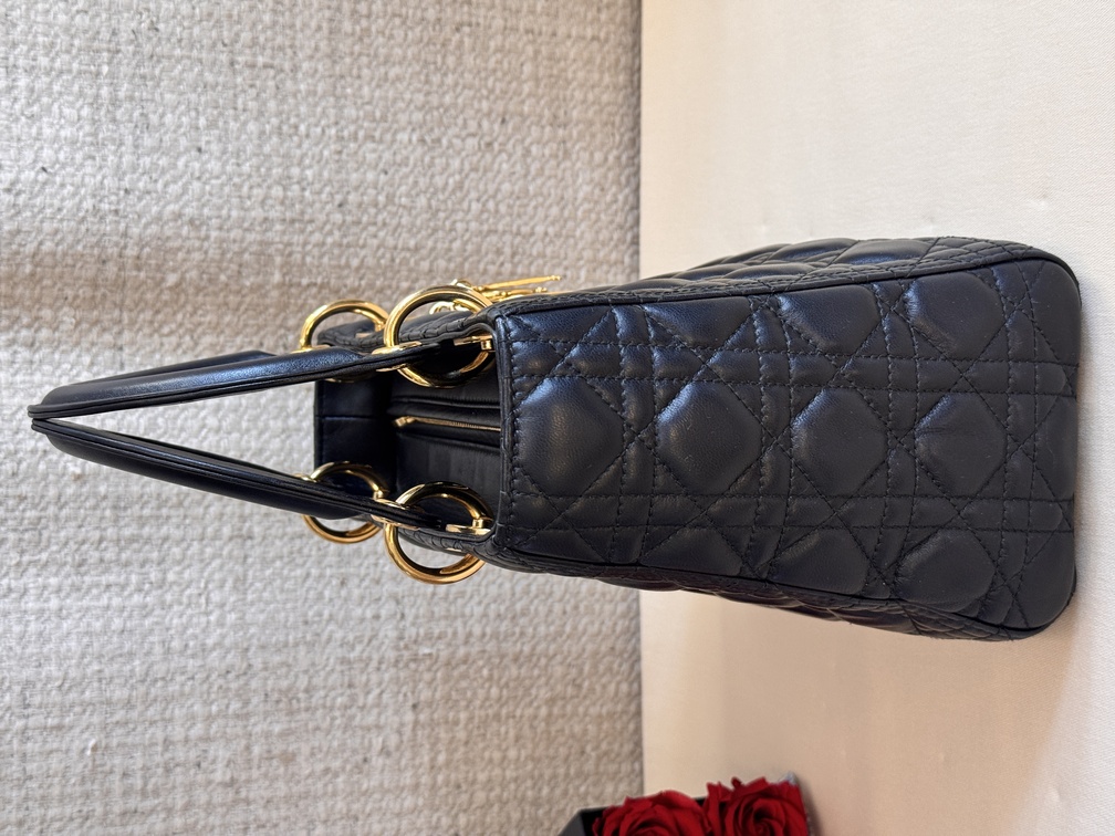 DIOR Lady Medium Cannage