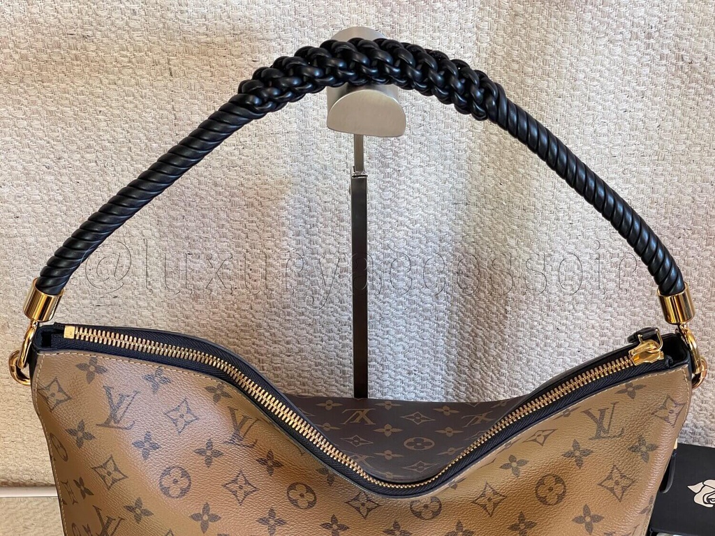 Triangle Softy Monogram Reverse