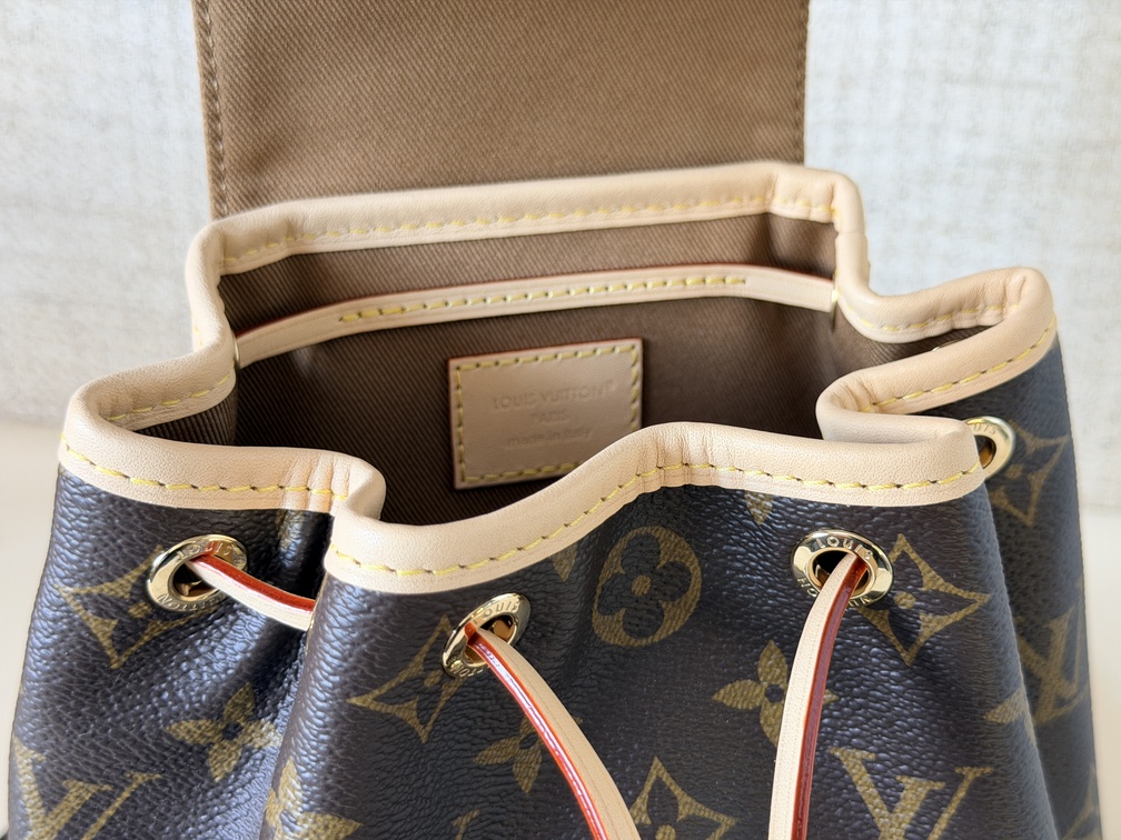 Montsouris Mini Monogram