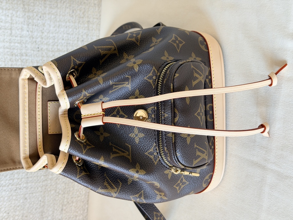 Montsouris Mini Monogram