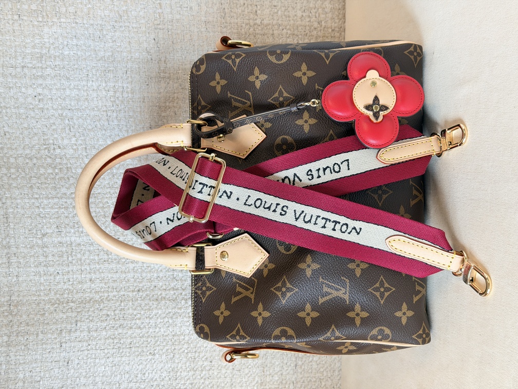 Taschenschmuck Vivienne rot