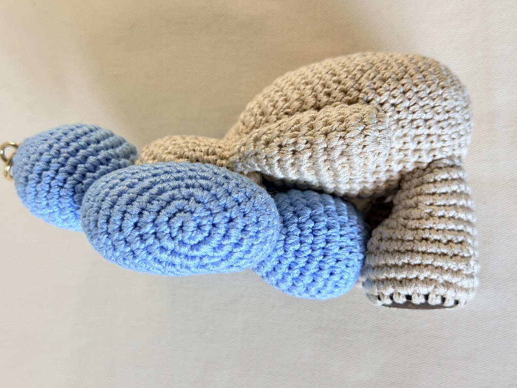 Taschenschmuck Vivienne Crochet blau