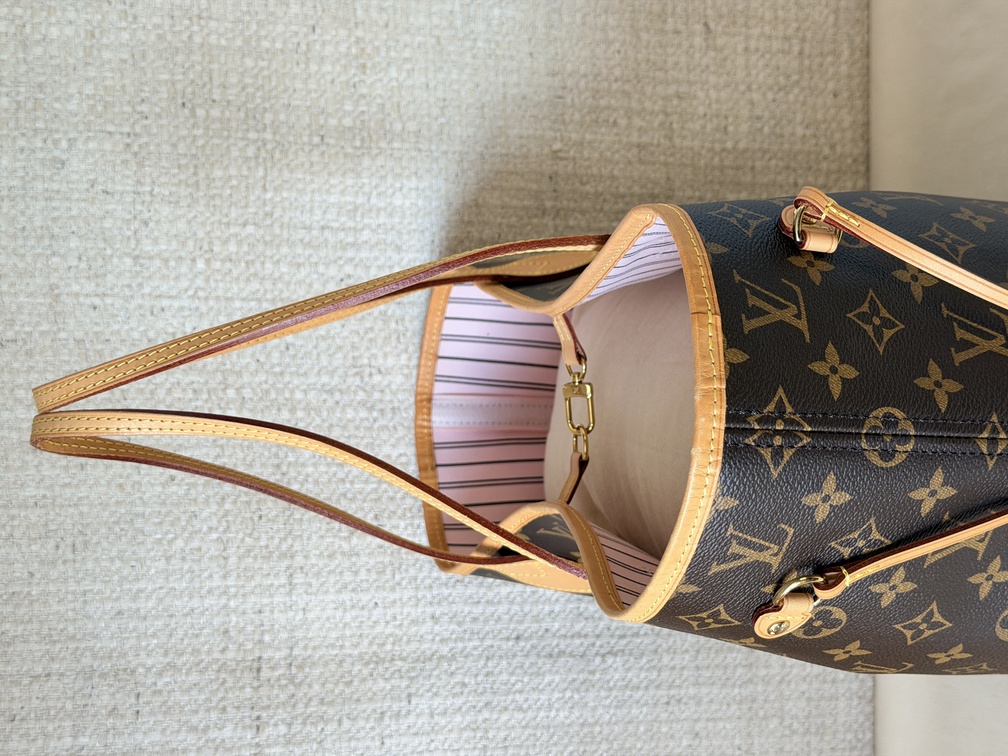 Neverfull MM Monogram Rose Ballerine