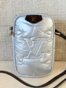 Phone Sleeve Pillow silber