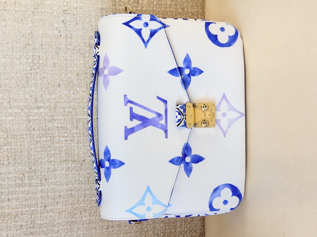 Pochette Metis By The Pool blau