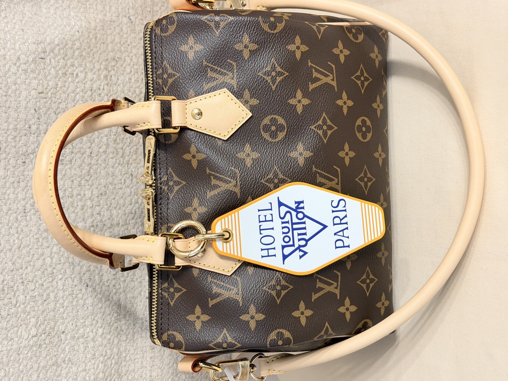 Taschenschmuck Hotel Vuitton Key