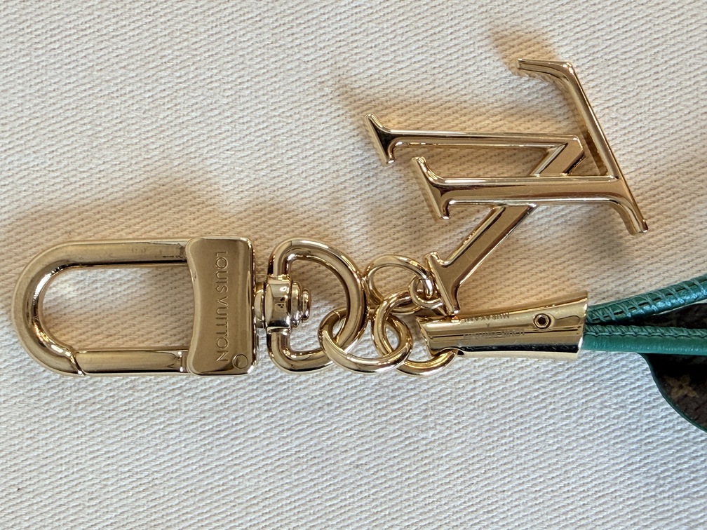 Taschenschmuck Cherry LVxTM