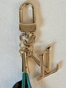 Taschenschmuck Cherry LVxTM