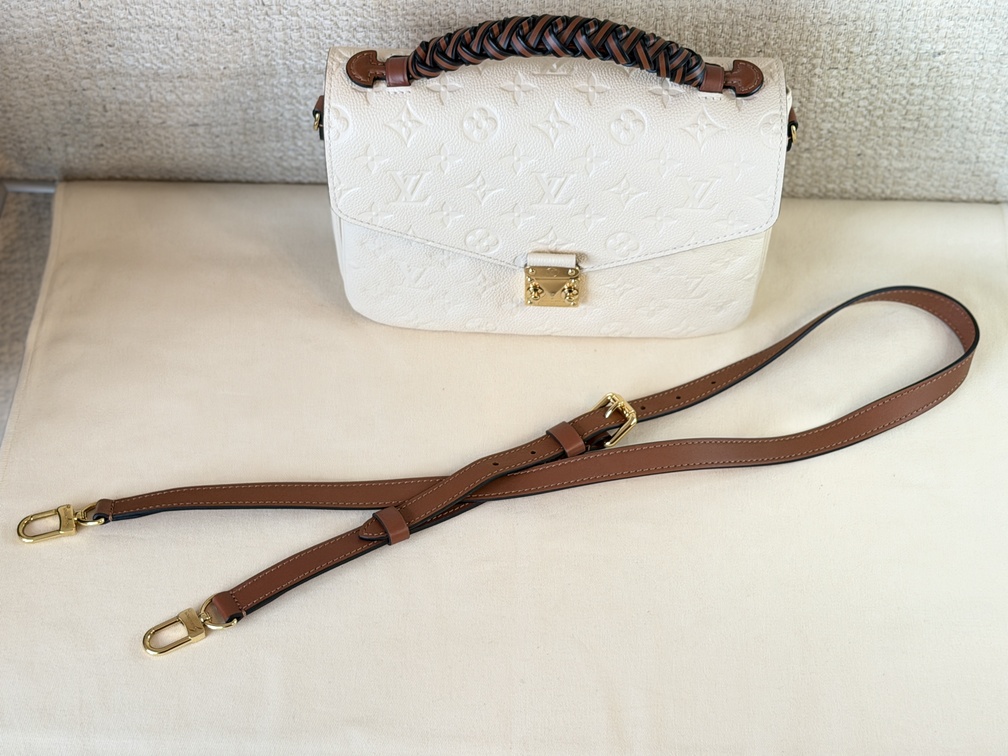 Pochette Metis Empreinte Creme / chocolate braided