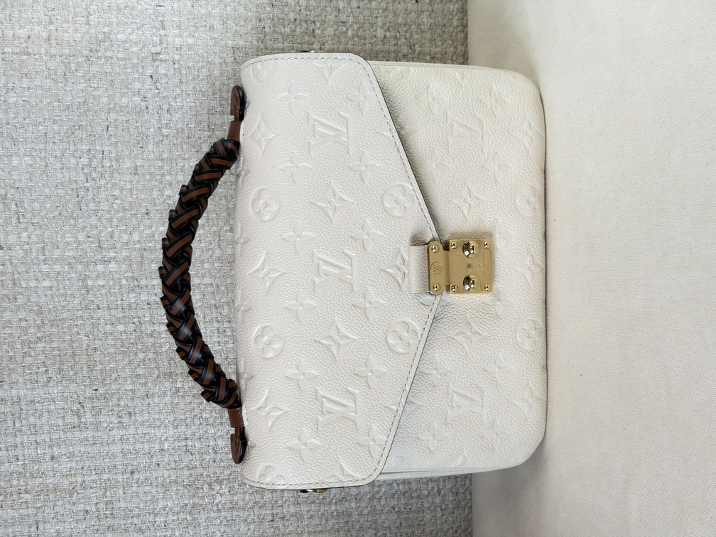 Pochette Metis Empreinte Creme / chocolate braided