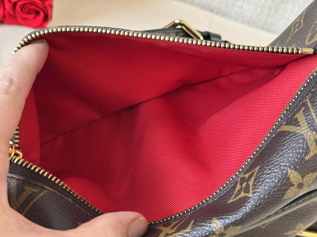 Bumbag Monogram World Tour