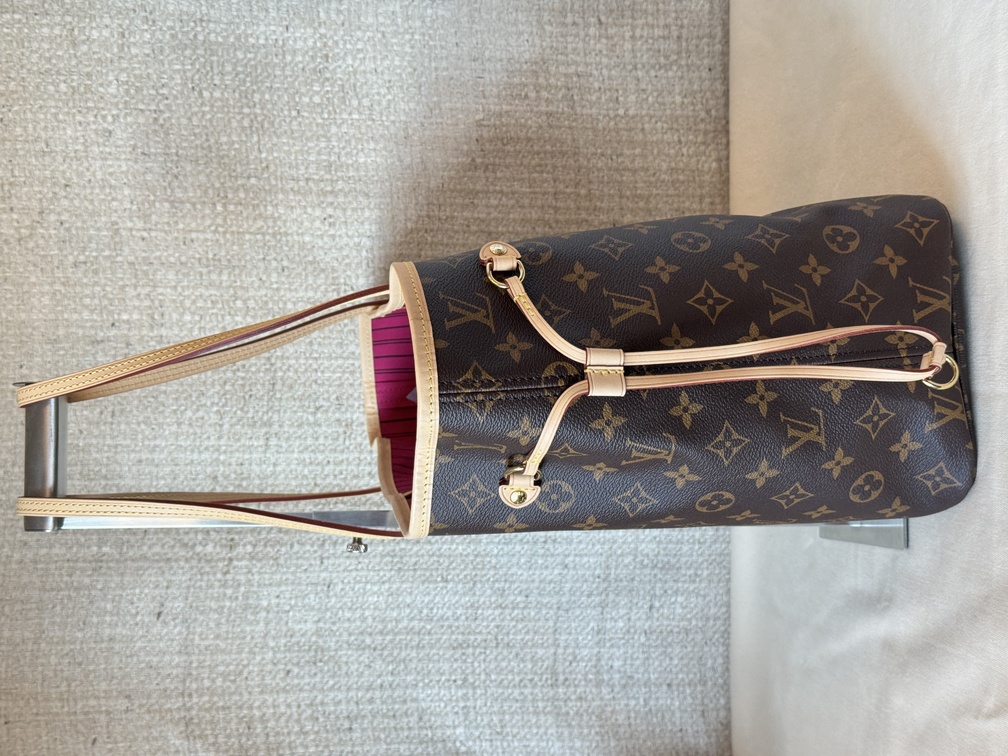 Neverfull MM Monogram
