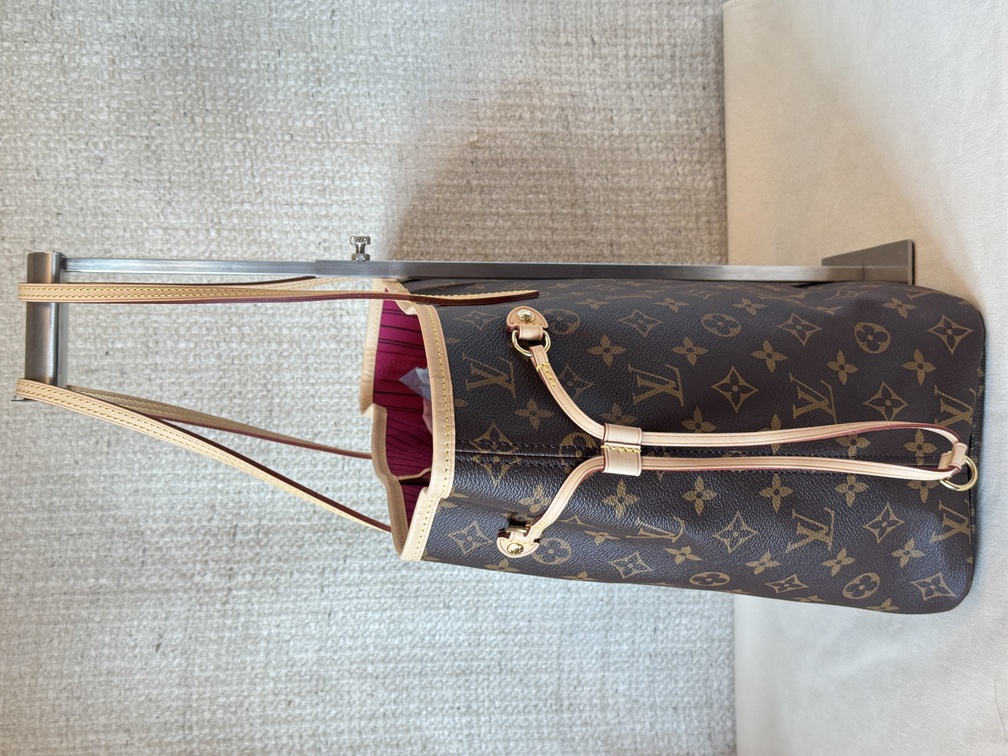 Neverfull MM Monogram