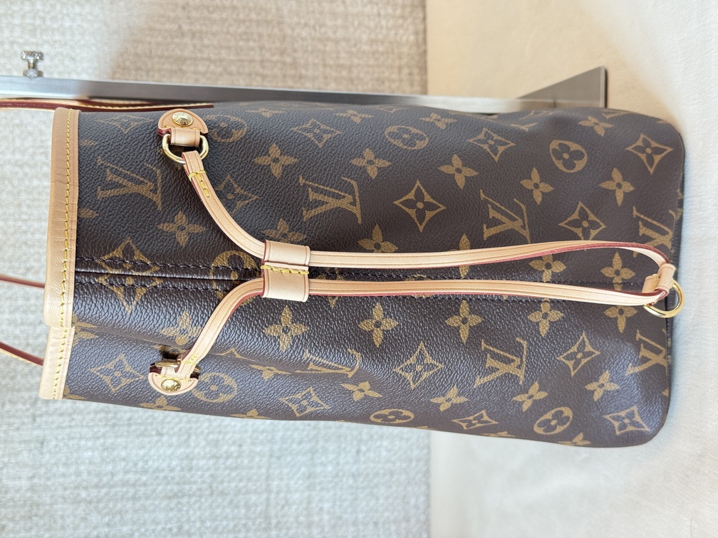 Neverfull MM Monogram