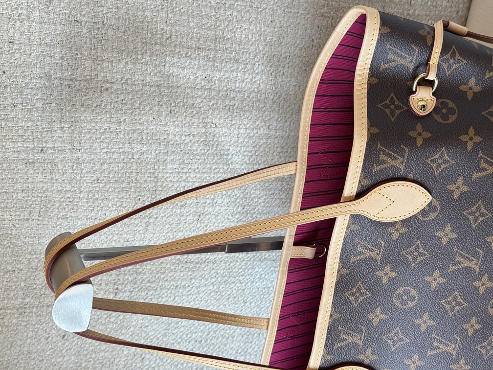 Neverfull MM Monogram