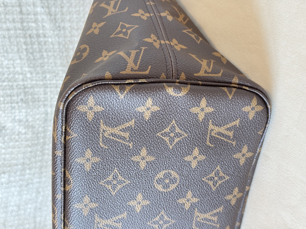 Neverfull MM Monogram