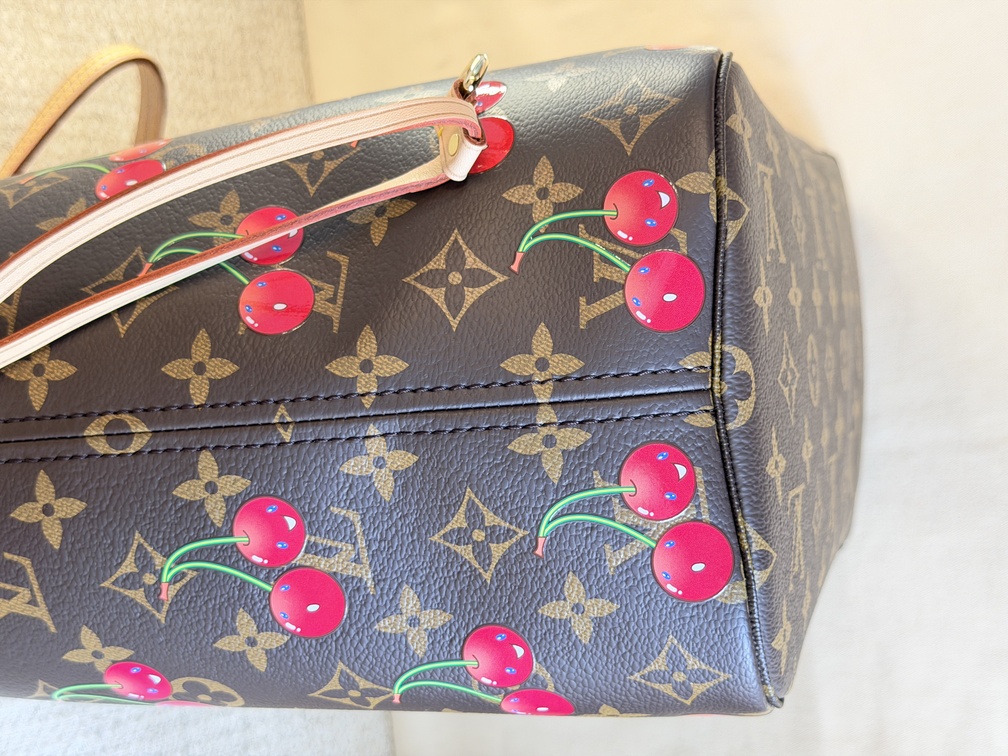 Neverfull MM LV x TM cerise
