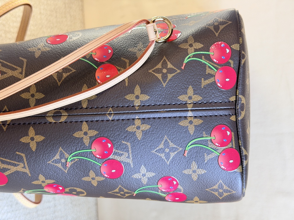 Neverfull MM LV x TM cerise