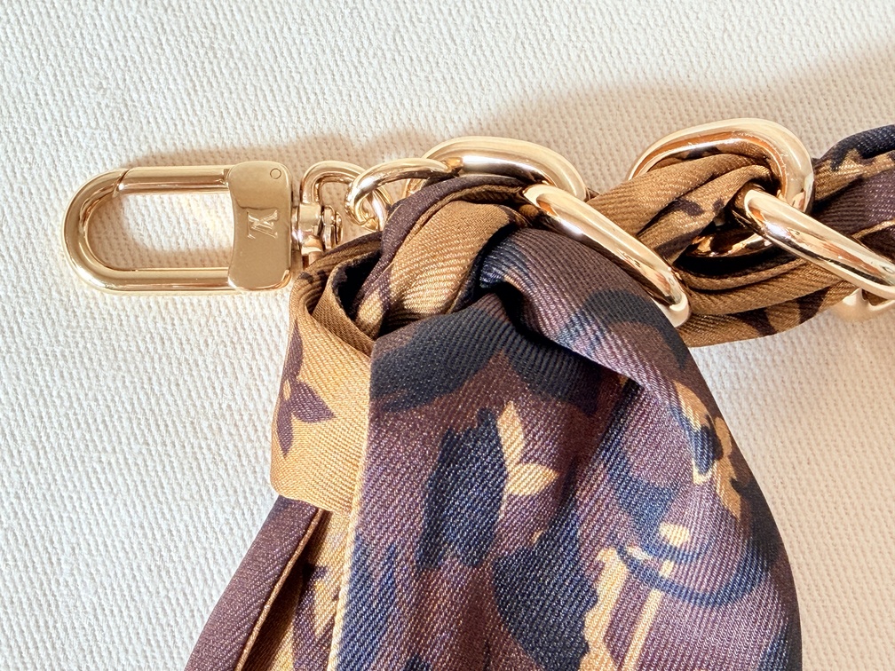 Taschenschmuck Handyschlaufe LV Safari