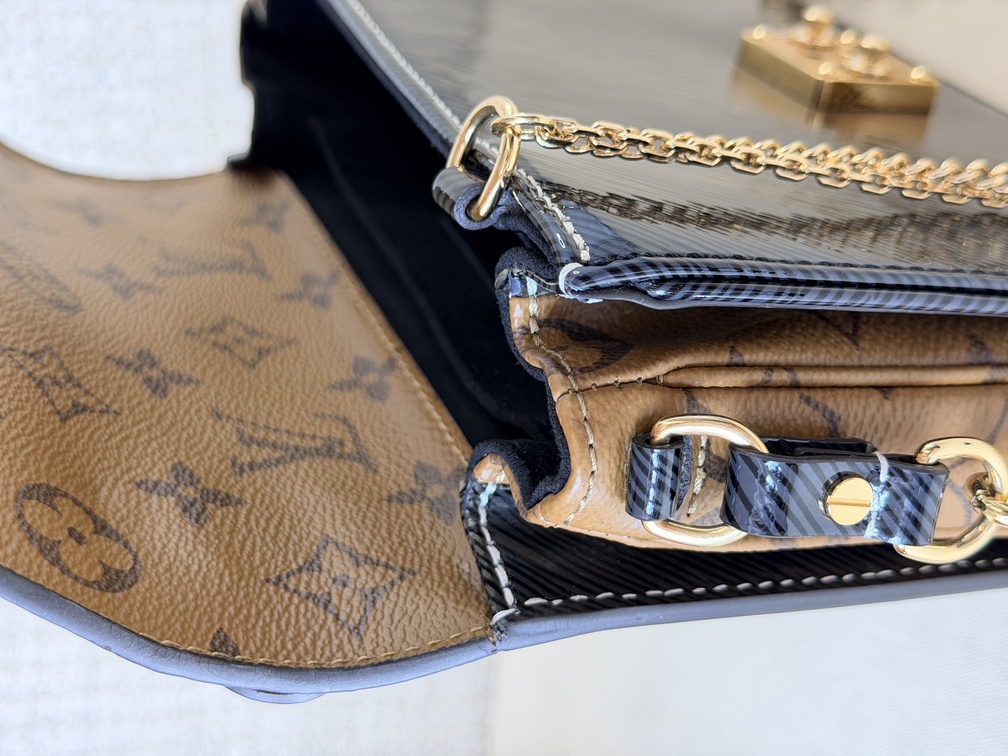 Pochette Metis Mini EPI Reverse