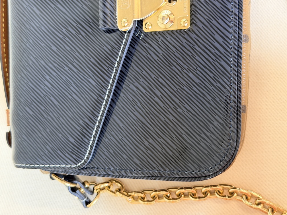 Pochette Metis Mini EPI Reverse