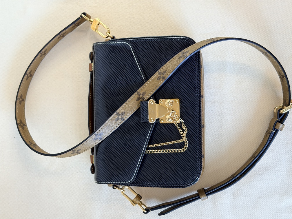 Pochette Metis Mini EPI Reverse