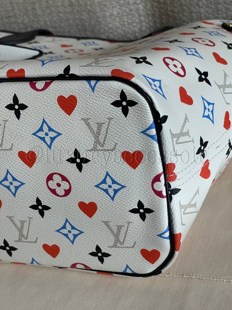 Neverfull MM Game On weiss