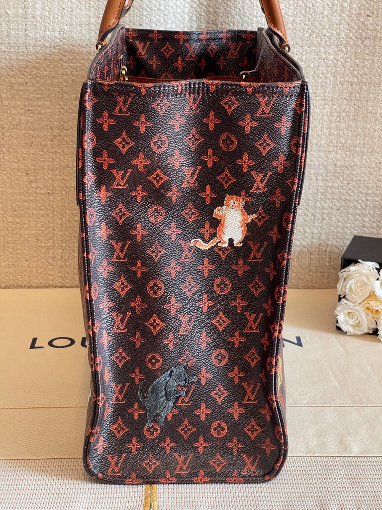 Louis Vuitton Catogram Coated Canvas City Steamer Cabas XXL Gold