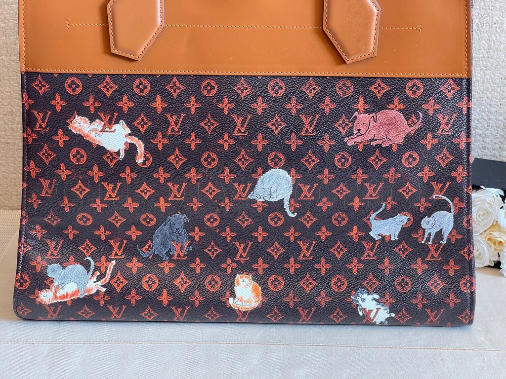 Louis Vuitton Limited Edition Grace Coddington Catogram City