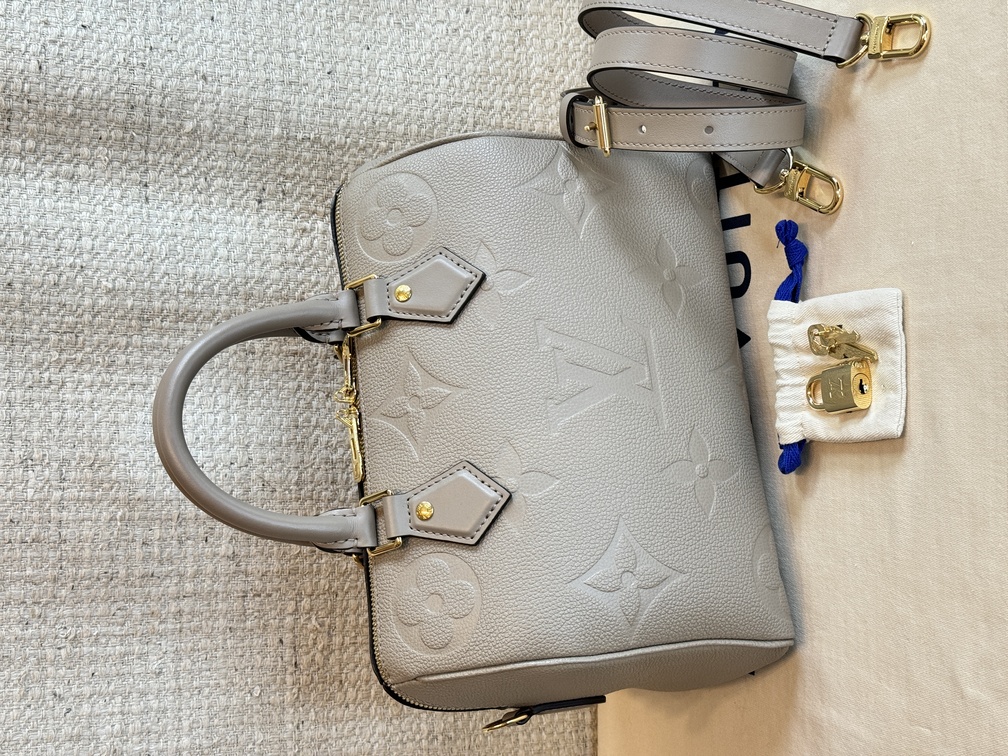 Louis Vuitton Speedy Bandoulière 25 Turtledove Monogram Empreinte