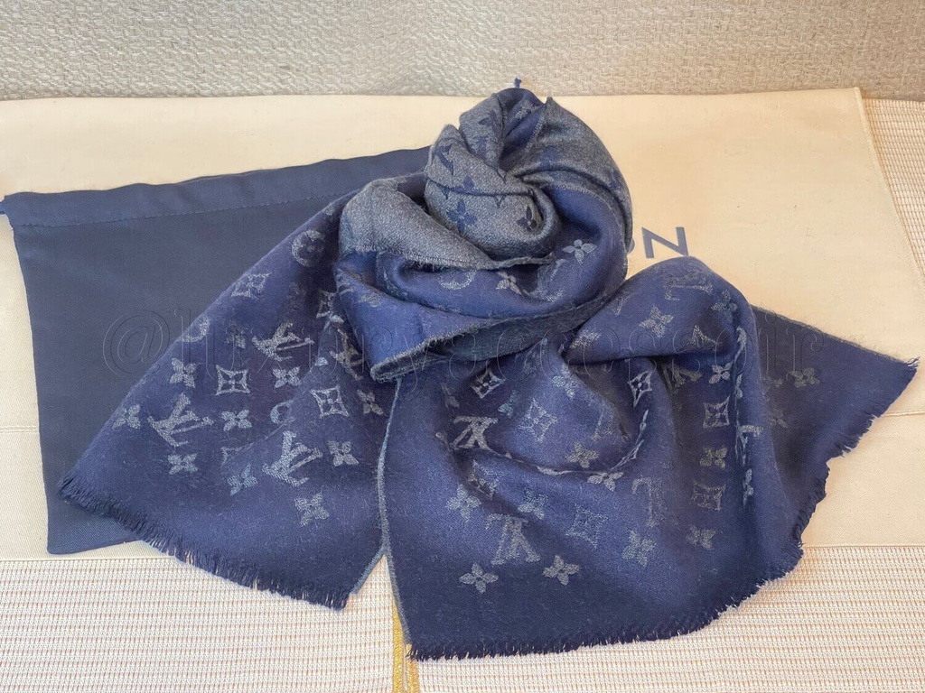 Scarf  shawl Monogram classic cachemire