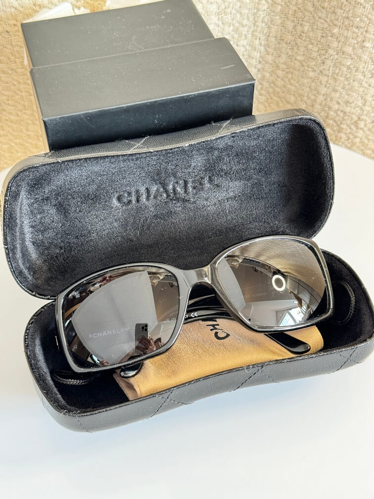 Chanel sunglasses black