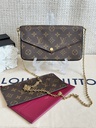 Pochette Felicie Monogram