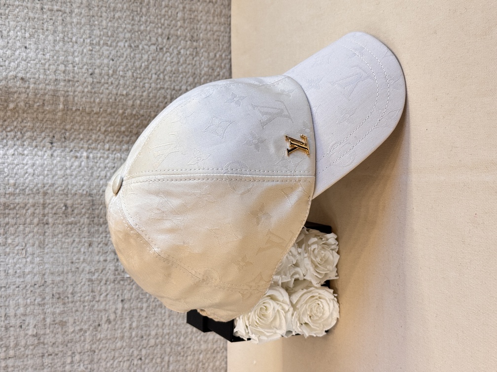 CAP beige