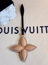 Taschenschmuck Flower Pillow
