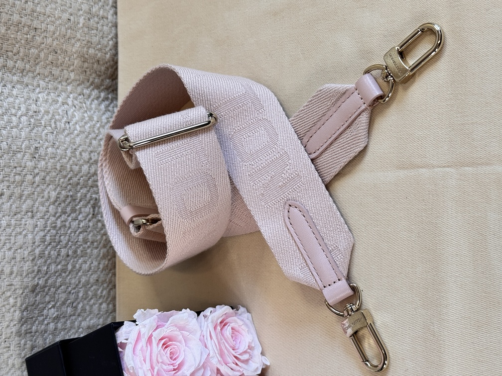 Bandouliere Coussin rose nude