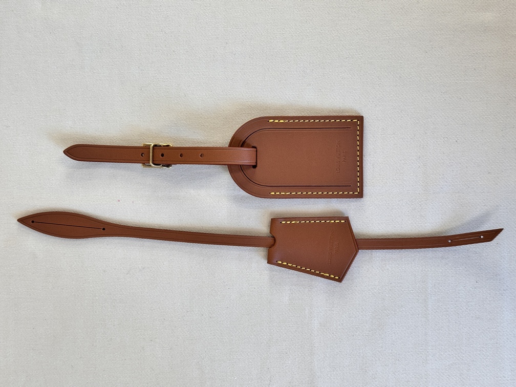SET luggage tag &amp; clochette P9