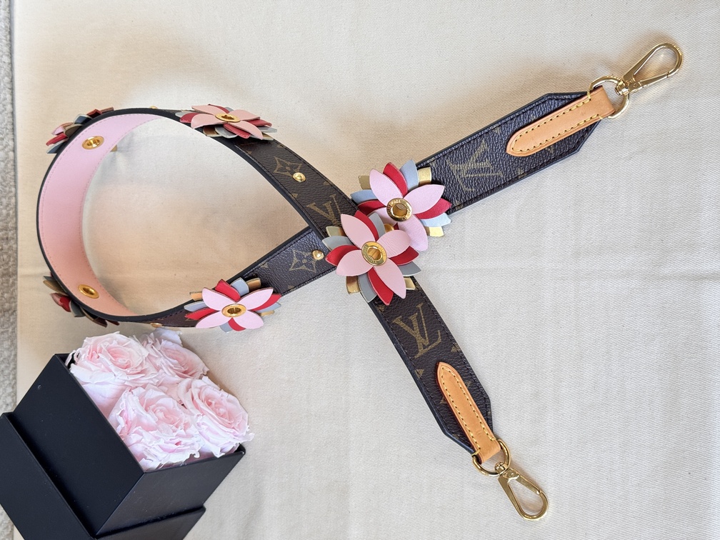 Bandouliere Schultergurt Monogram Flowers