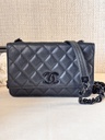 CHANEL Wallet on chain SO BLACK